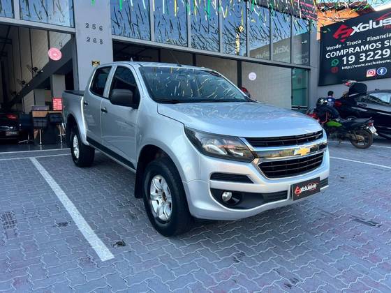 CHEVROLET S10 2.5 ADVANTAGE 4X2 CD 16V FLEX 4P MANUAL CHEVROLET S10 2.5 ADVANTAGE 4X2 CD 16V FLEX 4P MANUAL